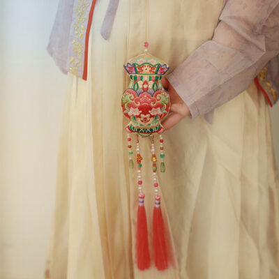 Traditional Hanfu Fragrance Pouch with Long Tassels
