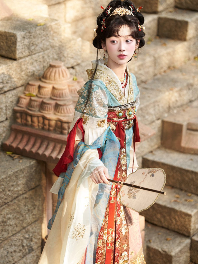 Wei-Jin Dynasty Women Hanfu Lavish High-End Set with Wide Sleeves Ruqun