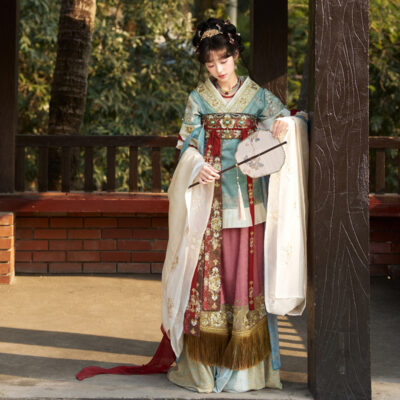 Wei-Jin Dynasty Women Hanfu Lavish High-End Set with Wide Sleeves Ruqun