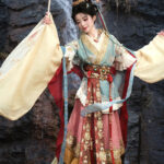 Wei-Jin Dynasty Women Hanfu Lavish High-End Set with Wide Sleeves Ruqun