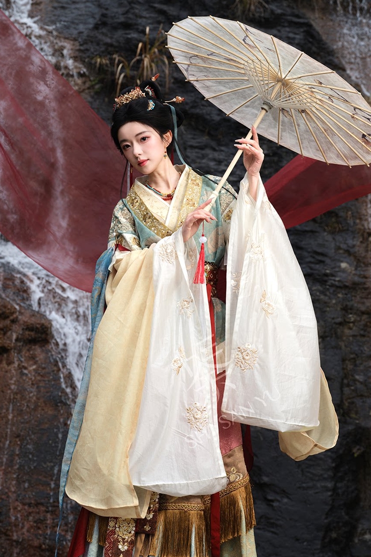 Wei-Jin Dynasty Women Hanfu Lavish High-End Set with Wide Sleeves Ruqun