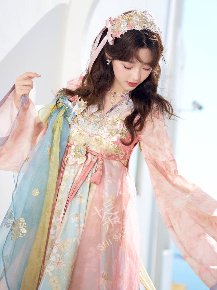 Women Tang Dynasty Hanfu Qixiong Shanqun Pink Iridescent Set