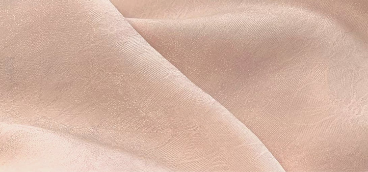 Classic Tang Dynasty Spring Red Hanfu Set in Tencel