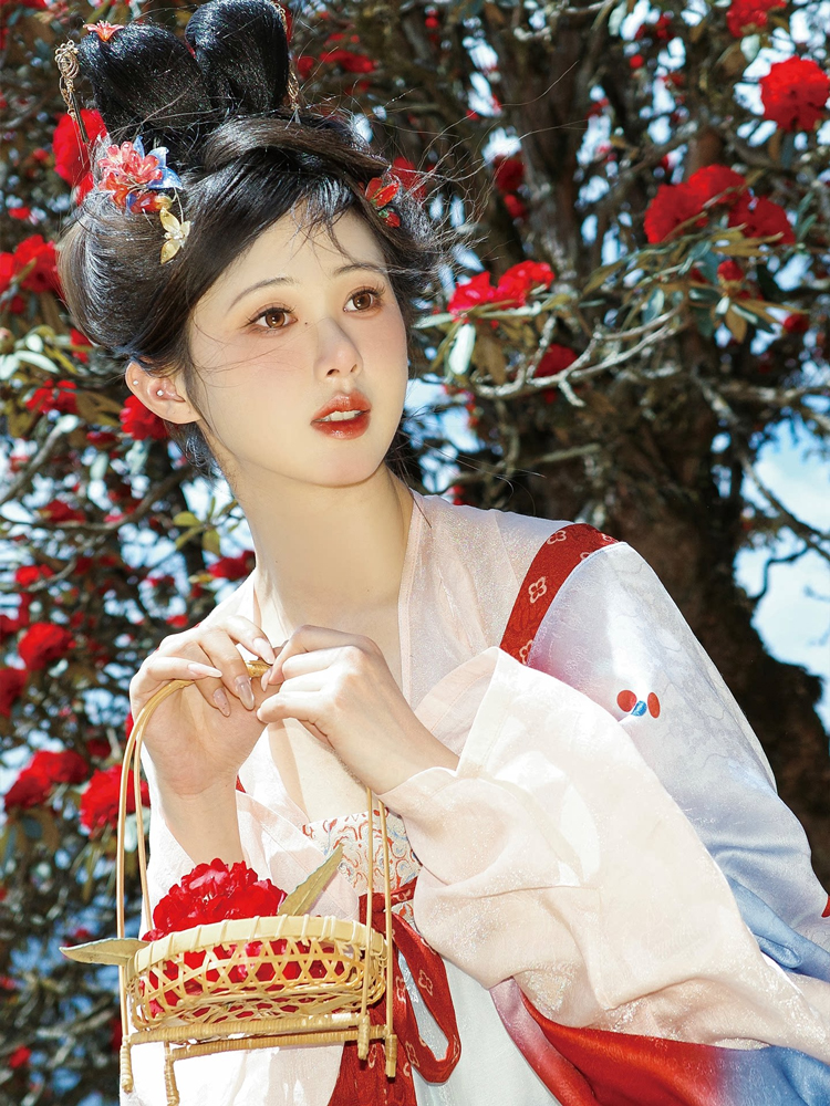 Classic Tang Dynasty Spring Red Hanfu Set in Tencel