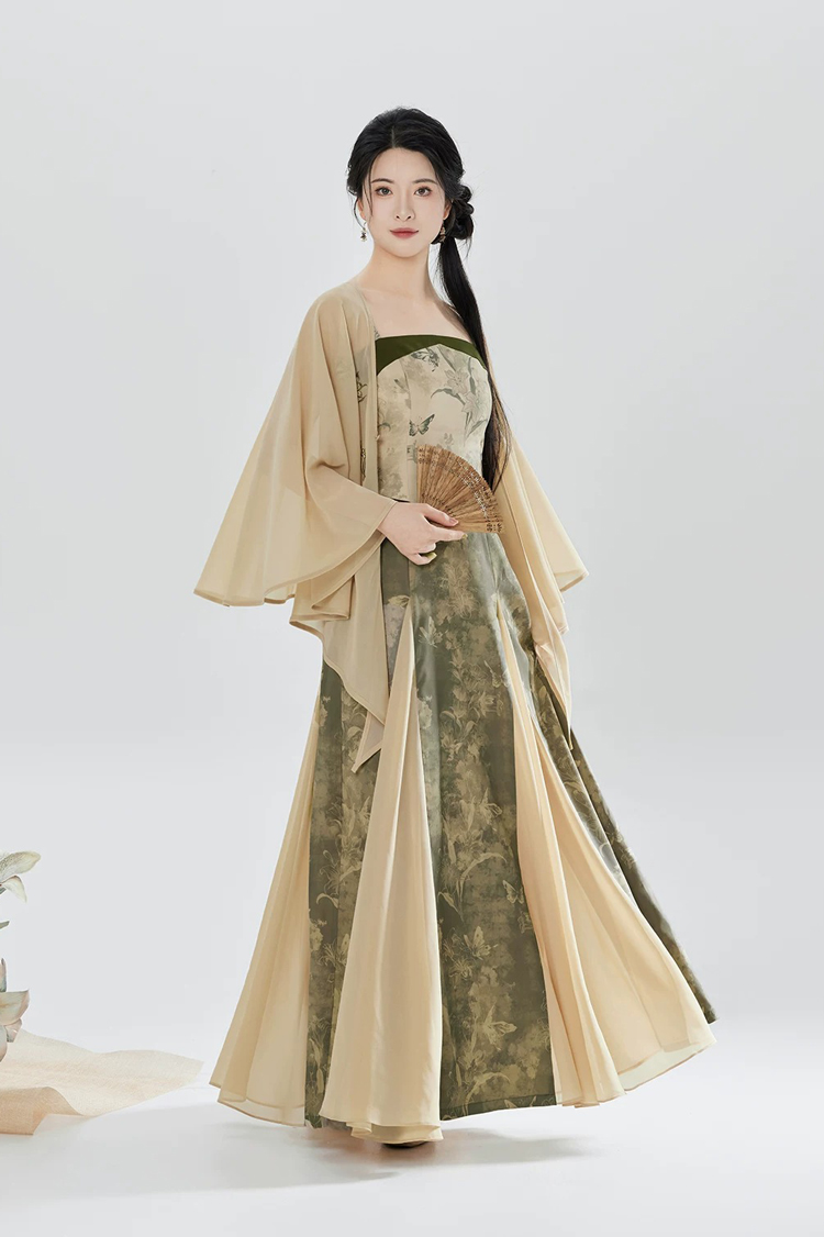 Women Fashion Modernized Hanfu Inspired by Song Dynasty Attire