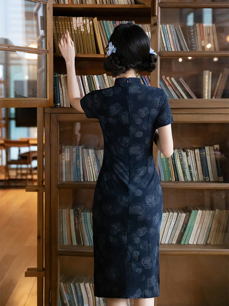 Women Navy Blue Vintage Short-Sleeve Qipao for Everyday Spring Wear