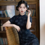 Women Navy Blue Vintage Short-Sleeve Qipao for Everyday Spring Wear