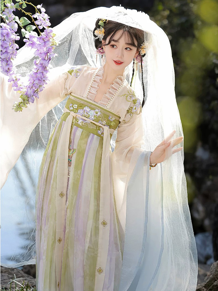 Women Spring Qixiong Shanqun Set with Wide Sleeves