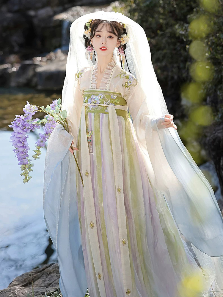 Women Spring Qixiong Shanqun Set with Wide Sleeves