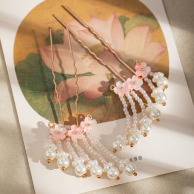 Hanfu Pearl Hairpins Classic Design with Cherry Blossom Motifs