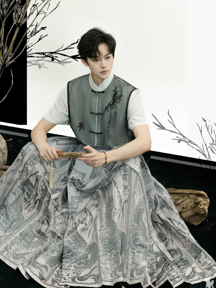 Men Ming Dynasty Hanfu Modern Style Ma Mian Silver Skirt