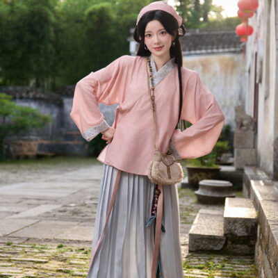 Ming Dynasty Daily Women Hanfu from the Drama The Heir