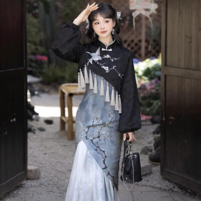 Women Modernized Hanfu-Inspired Fitted Casual Plum Blossom Spaghetti-Strap Dress