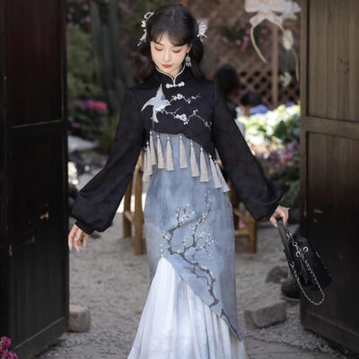 Women Modernized Hanfu-Inspired Fitted Casual Plum Blossom Spaghetti-Strap Dress