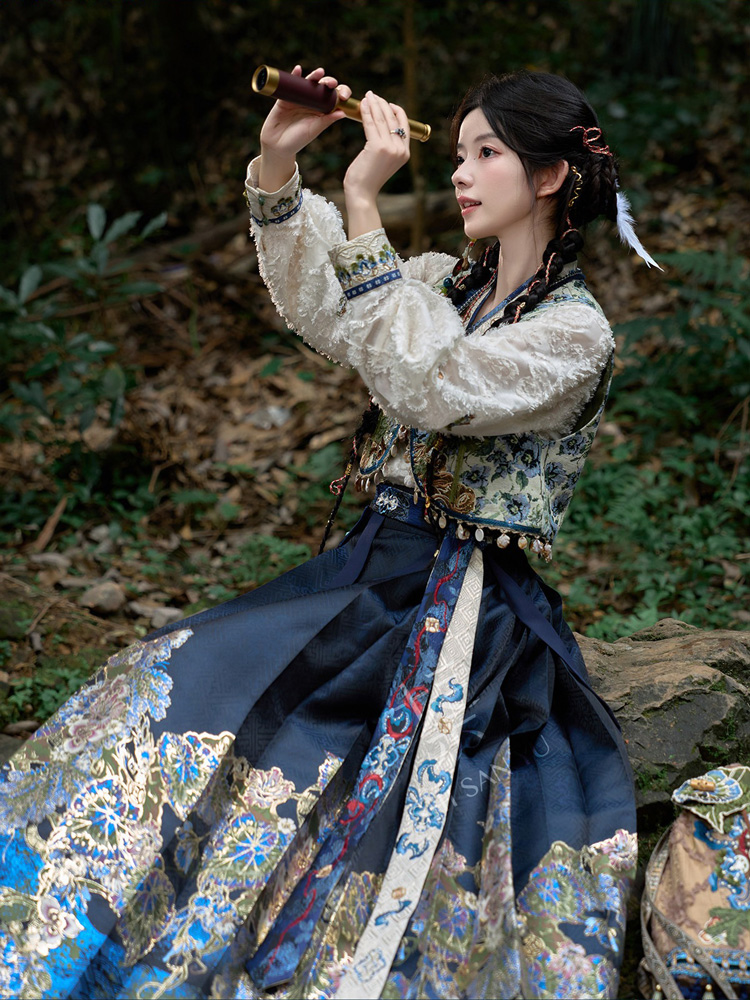 Ming Dynasty Style Women Set Unique Style The Lost Tomb Theme