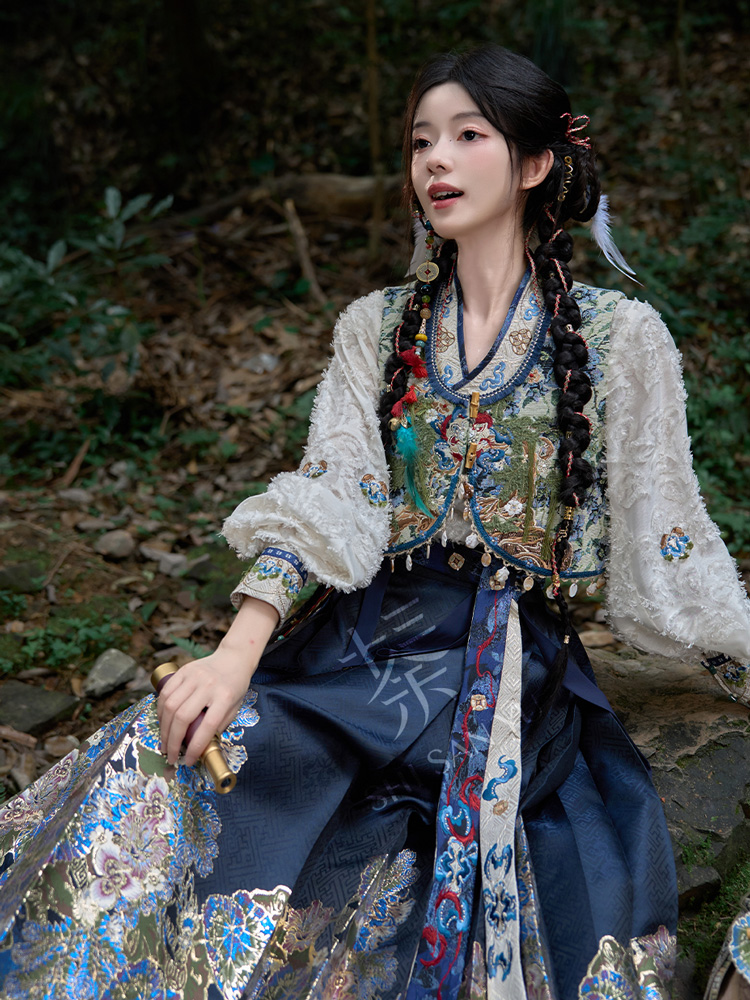Ming Dynasty Style Women Set Unique Style The Lost Tomb Theme