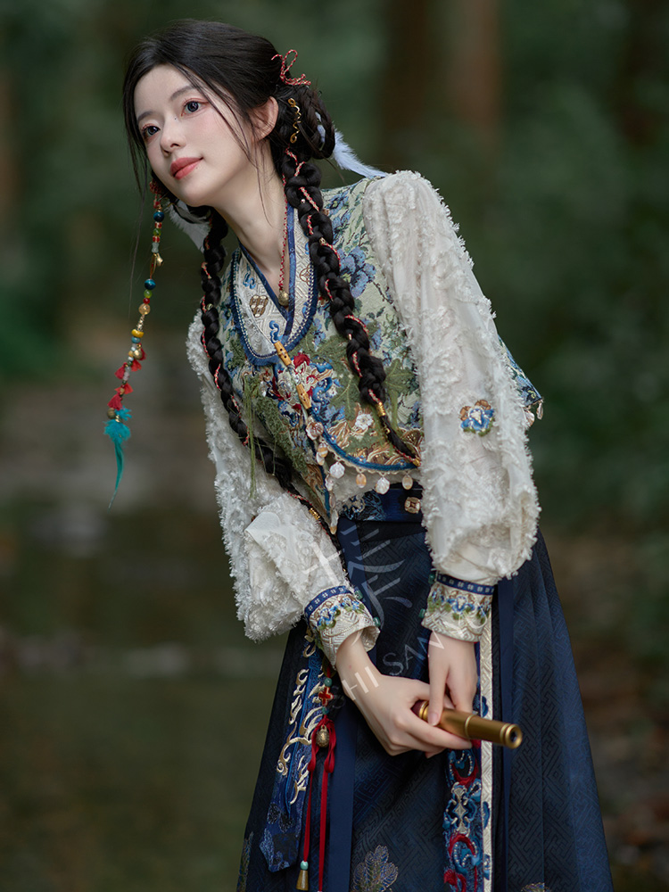 Ming Dynasty Style Women Set Unique Style The Lost Tomb Theme